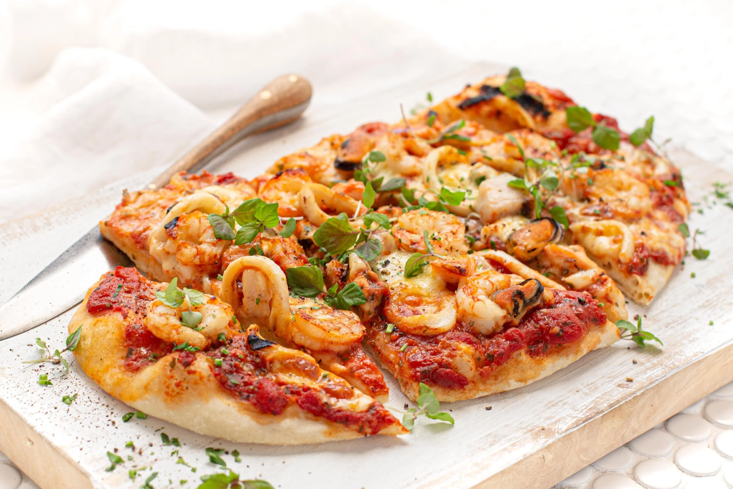 Seafood Pizza
